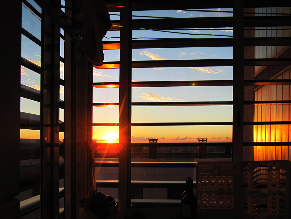 Through the louvers [407] filt3rs